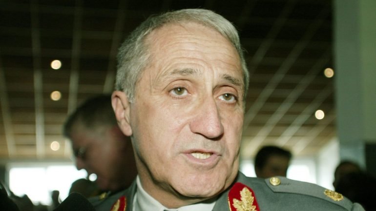 Mourato Nunes era até agora consultor de Segurança e Defesa