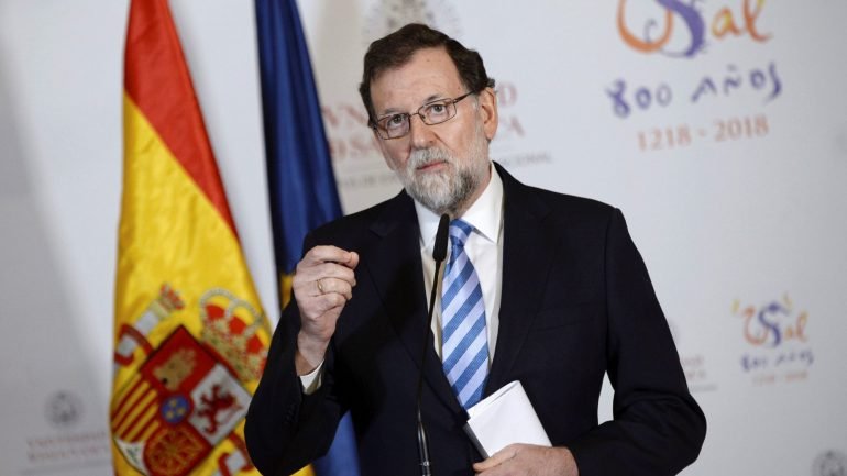 Mariano Rajoy numa conferência de imprensa.