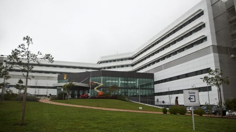 O Hospital de Cascais é gerido pelo grupo Lusíadas Saúde, numa parceria público-privada assinada com o Estado