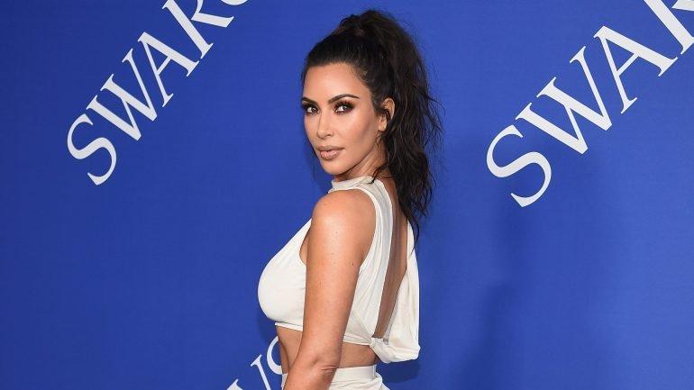 Kim Kardashian recebeu, pela primeira vez, um prémio de moda