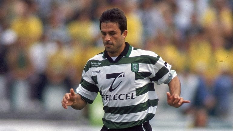 André Cruz ganhou dois Campeonatos, uma Taça de Portugal e uma Supertaça entre 2000 e 2002 no Sporting