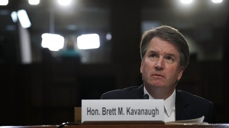 O caráter de Brett Kavanaugh, juiz nomeado por Donald Trump para o Supremo Tribunal, tem estado em discussão no Senado
