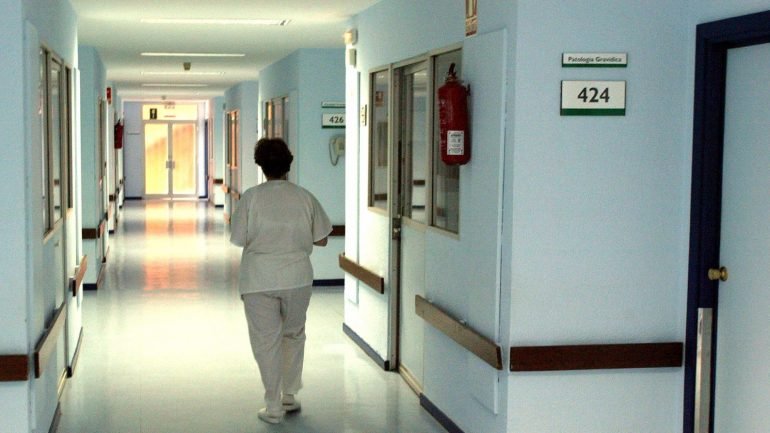 O estudo analisou mais de 38 mil registos de internamento de doentes, entre 2012 e 2015, em 37 centros hospitalares de Portugal Continental