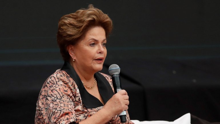 Para Rousseff, a ex-presidente destituída em 2016, as alianças devem ter como base &quot;corações anti-liberais e antiautoritarismo&quot; para combater o governo de Bolsonaro.