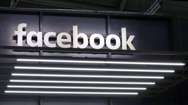 O Facebook é a maior rede social do mundo. A empresa detém outras plataformas, como o Instagram e o WhatsApp