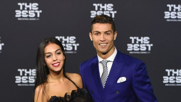 Cristiano Ronaldo é jogador de futebol pelo clube italiano Juventus desde julho de 2018