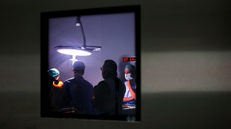 Mais de 500 anestesistas estão em falta nos hospitais públicos em Portugal