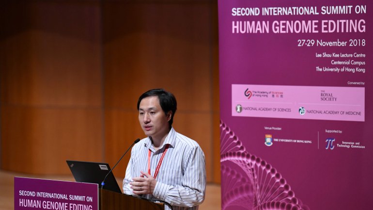 He Jiankui, cientista chinês na Segunda Cimeira Internacional sobre Edição Genética Humana , Hong Kong