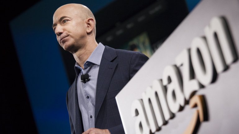O Presidente da Amazon, Jeff Bezos, está a negociar o maior divórcio de sempre com a mulher, MacKenzie Bezos