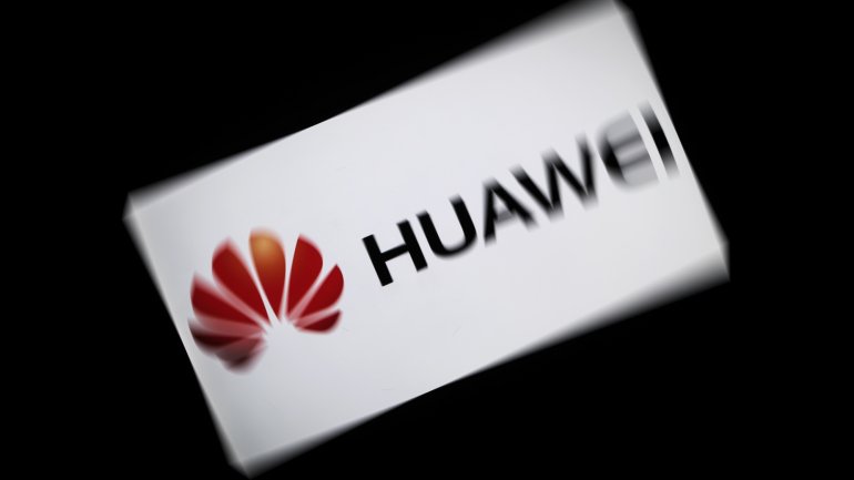 Huawei foi fundada há 32 anos e é o número dois em smartphones, a seguir à Apple.