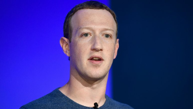 Mark Zuckeberg é fundador e presidente executivo do Facebook