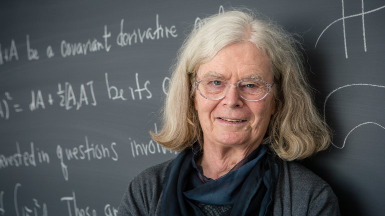 Karen Keskulla Uhlenbeck foi escolhida pela Academia Norueguesa de Literatura e Ciências