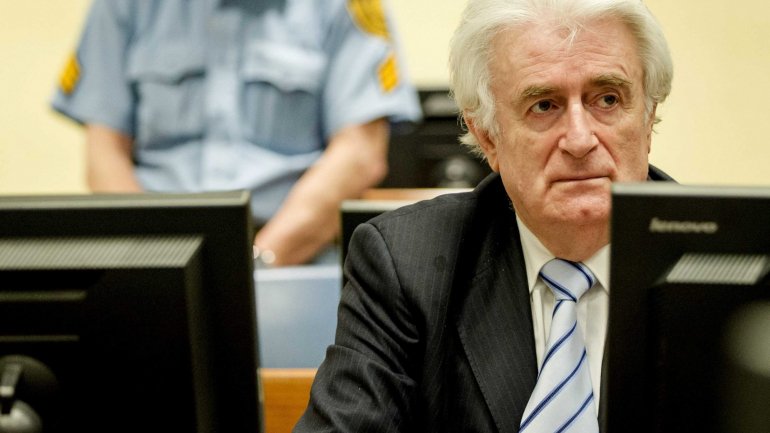 A decisão sobre o destino de Karadzic, 73 anos, foi uma das últimas no âmbito das guerras que sucederam à desintegração da Jugoslávia em 1991, após as independências unilaterais da Eslovénia e Croácia