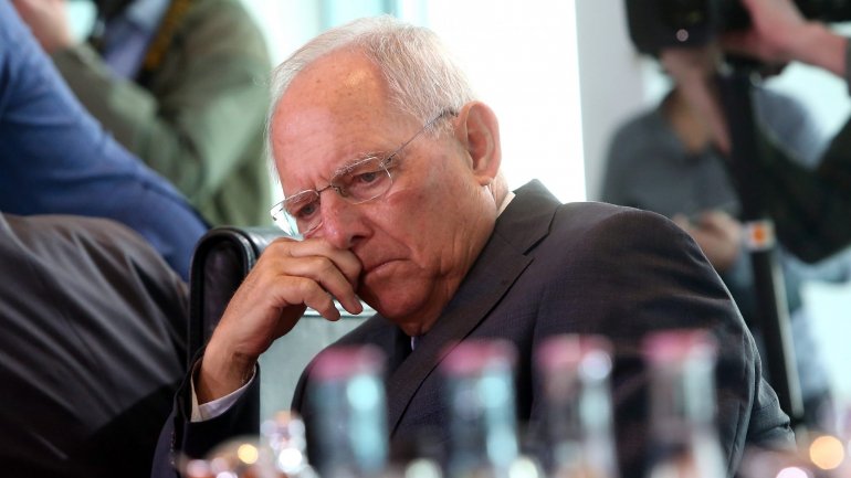 O ex-ministro alemão Schäuble e a austeridade. &quot;Penso que podíamos ter feito as coisas de forma diferente&quot;