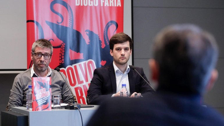 No âmbito deste processo, Diogo Faria analisou, por incumbência do diretor de comunicação, pelo menos 20 gigabits de correio eletrónico do Benfica