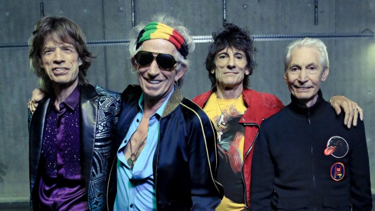 Os Rolling Stones são uma banda de rock britânica formada em Londres em 1962. São considerados um dos maiores e mais bem sucedidos grupos musicais de todos os tempos