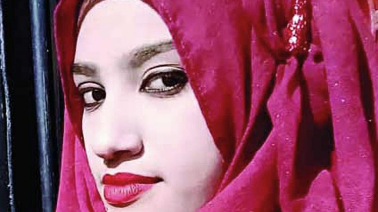 A jovem denunciou o crime à polícia, prática pouco comum no Bangladesh. Faleceu no dia 10 de abril