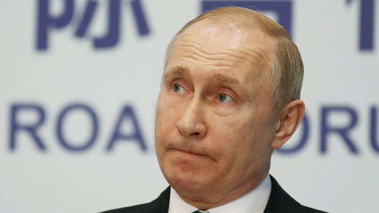 O Presidente russo, Vladimir Putin, recebe esta terça-feira o secretário de Estado norte-americano Mike Pompe