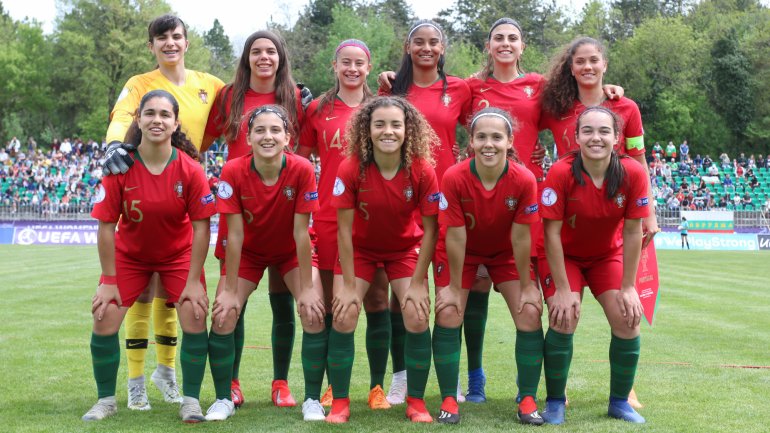 Seleção Nacional Sub-17 feminina conseguiu na Bulgária as duas primeiras vitórias em fases finais, com a anfitriã e com a Dinamarca