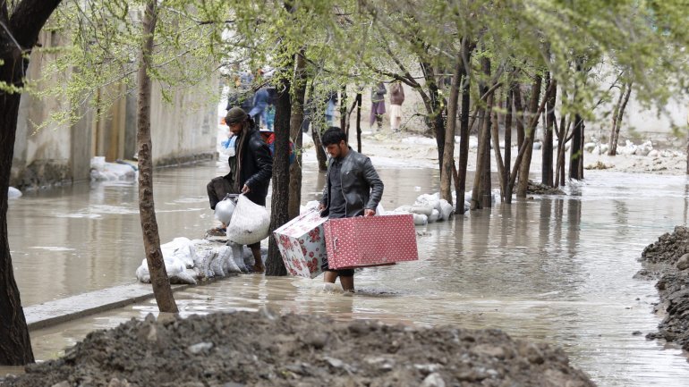 Inundações já destríiram 220 casas no Afeganistão