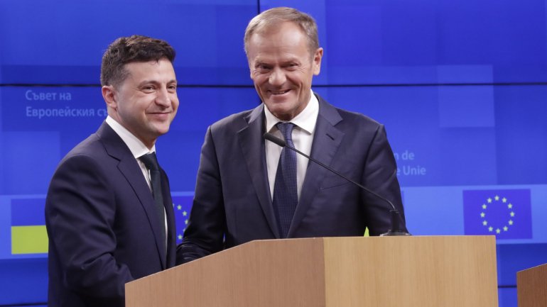A garantia foi dada por Tusk ao novo presidente ucraniano esta quarta-feira