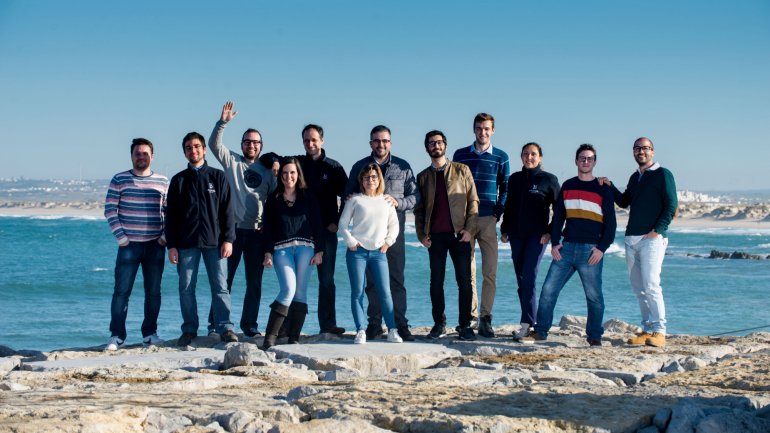 Além da equipa fundadora -- cinco engenheiros informáticos que se mantém desde o início na Bitcliq -- a empresa conta também com mais oito pessoas