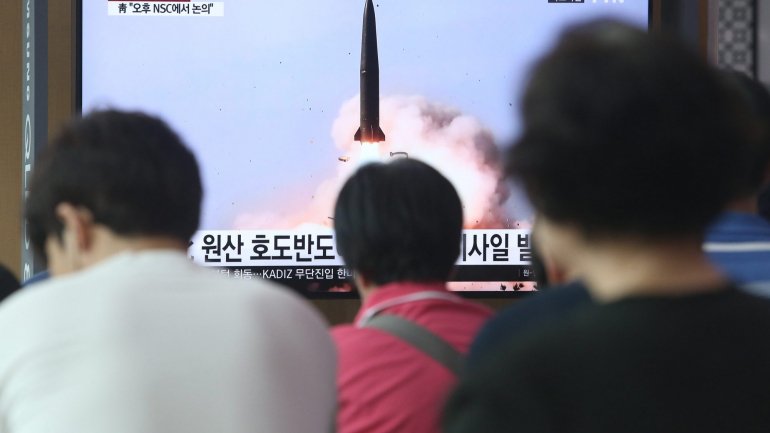 Lançamento dos mísseis ocorreu na madrugada de quinta-feira