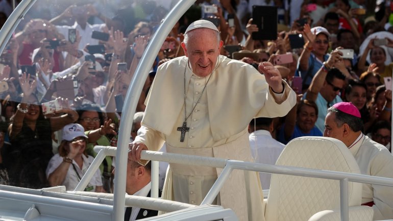 A missa que o Papa Francisco celebrou contou com a presença de representantes das diferentes confissões