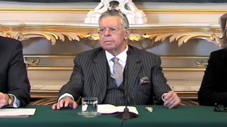 O antigo ministro de Balsemão num debate sobre &quot;As Alternativas ao Império&quot;, disponibilizado no Youtube