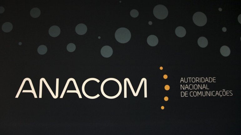 Até 15 de novembro, a Meo &quot;terá de enviar à Anacom um planeamento detalhado da alteração dos 240 emissores que compõem a rede de TDT&quot;