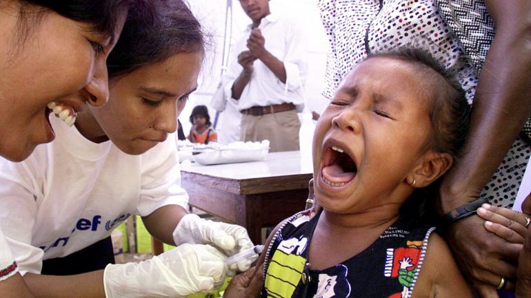 Em meados deste ano havia mais de 360.000 casos de sarampo em todo o mundo