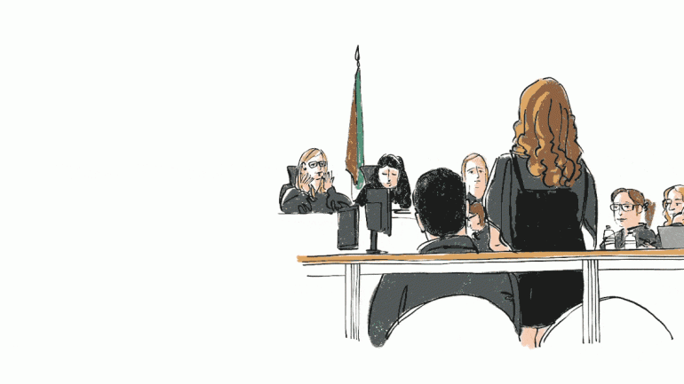 Ilustração real da sala de audiências mostra Rosa Grilo a ser ouvida no Tribunal de Loures