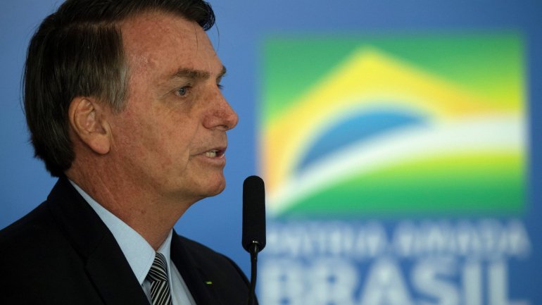 O projeto de lei sobre a flexibilização de posse e porte de armas é defendido pelo Presidente, Jair Bolsonaro