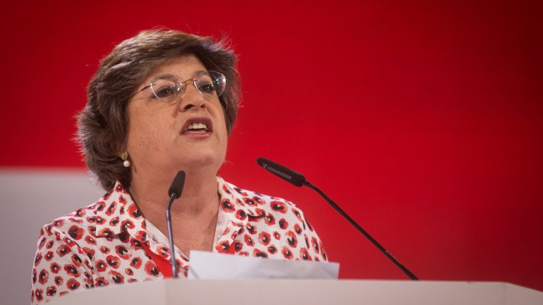 A ex-eurodeputada Ana Gomes começou a ser julgada esta terça-feira no Juízo Local Cível de Sintra