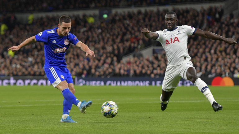 Podence defrontou Tottenham na Liga dos Campeões da presente temporada, naquela que foi a estreia europeia de José Mourinho