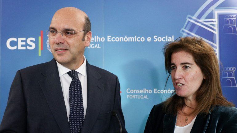 Reunião da Concertação Social foi presidida pelo ministro da Economia, Pedro Siza Vieira, e pela ministra do Trabalho, Ana Mendes Godinho