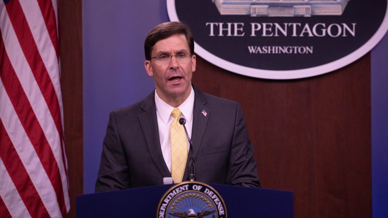 O secretário da Defesa norte-americano, Mark Esper, que prometeu retaliação contra as milícias iraquianas