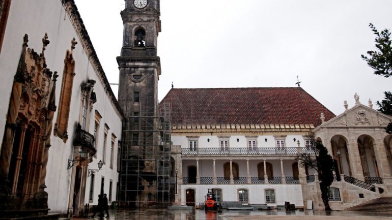 O Diário de Coimbra foi fundado em 1930 e constitui um caso raro de longevidade no setor