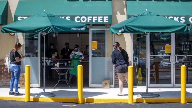 A Starbucks pretende apostar também em lojas unicamente para a recolha de pedidos, sobretudo em áreas urbanas como Nova Iorque