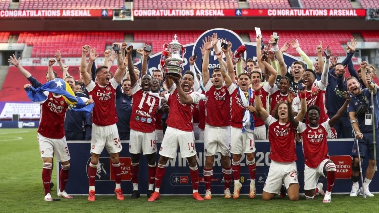 O Arsenal terminou a última edição da 'Premier League' no oitavo posto, mas alcançou o apuramento para a Liga Europa depois de conquistar a Taça de Inglaterra
