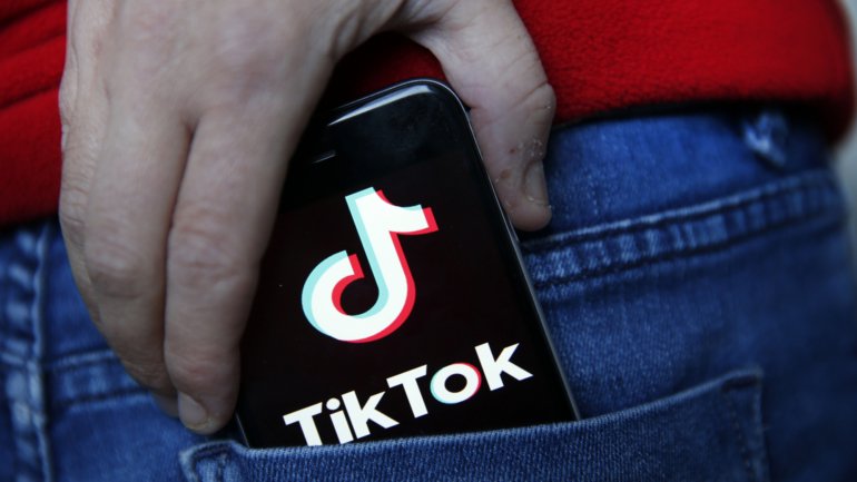 Donald Trump acusa TikTok de ceder dados dos utilizadores ao governo chinês, mas governo norte-americano ainda não apresentou prova das acusações