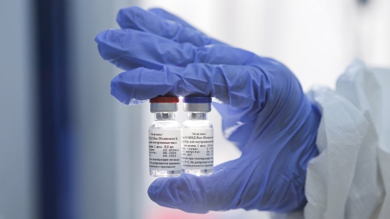 O Brasil já participa de testes da Coronavac, um imunizante em fase de desenvolvimento