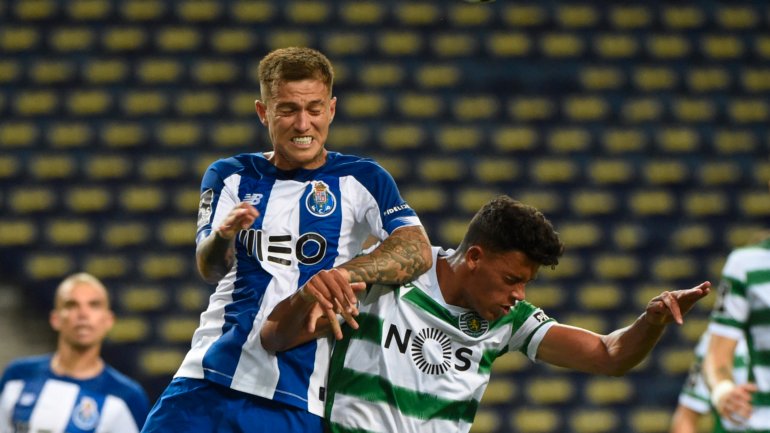 Clássico entre FC Porto e Sporting em Alvalade, o primeiro do Campeonato de 2019/20, deverá ser disputado ainda à porta fechada