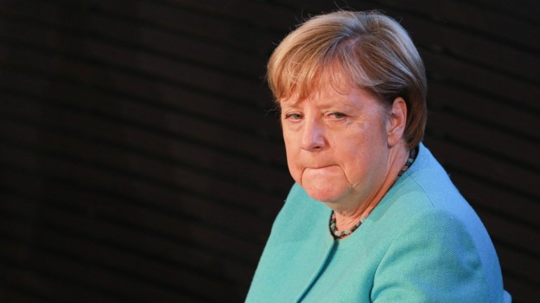 O congresso do CDU, o partido de Angela Merkel, decorrerá a 4 de dezembro, em Estugarda