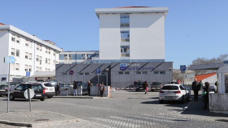 O Centro de Saúde de Borba está encerrado desde quinta-feira, depois de se confirmar que um assistente técnico está infetado