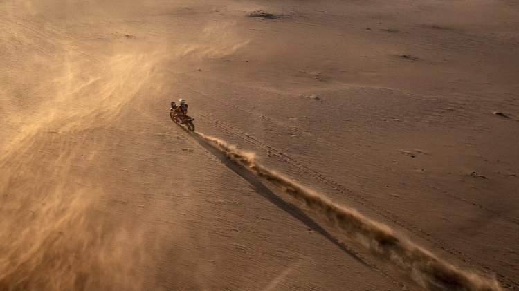 Dakar21 Prologo Marca Arranque Da 43 ª Edicao Que Contara Com 15 Portugueses Observador