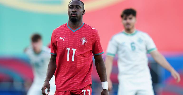 Podiam ter goleado, acabaram a perder por culpa própria