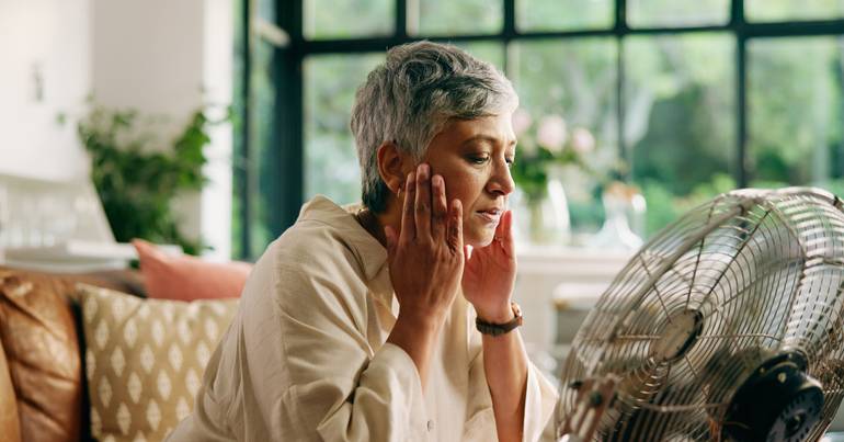 Associação acusa Governo de abandonar mulheres em menopausa