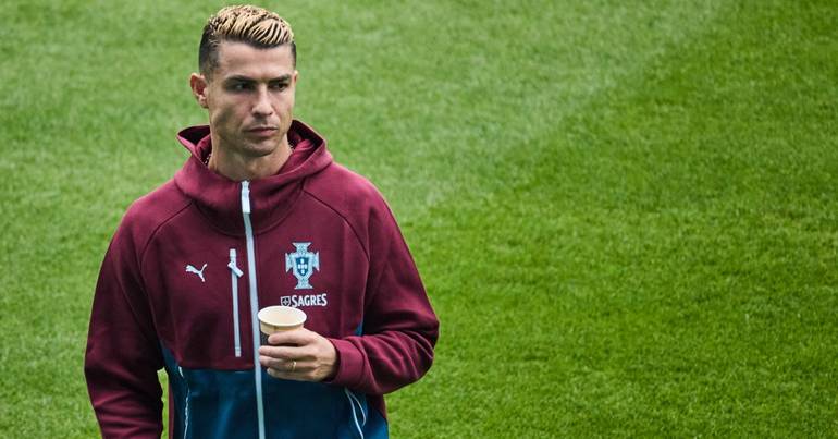 Ronaldo não treina, sai do estádio e pode deixar estágio