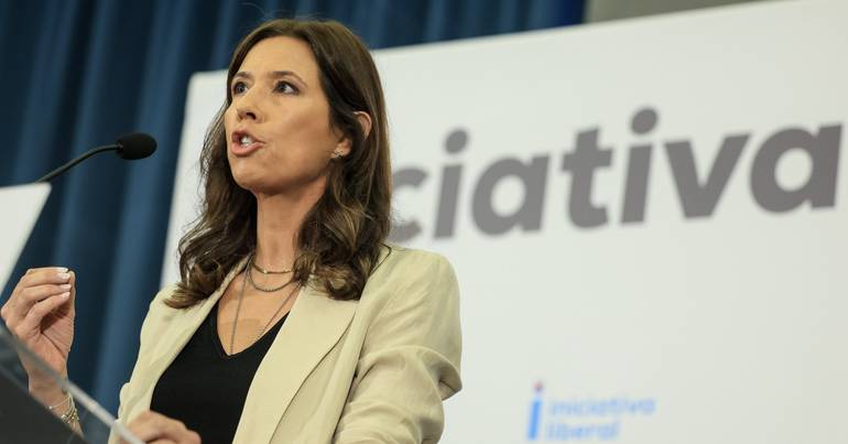 IL ataca Governo pelo silêncio sobre buscas à PJ